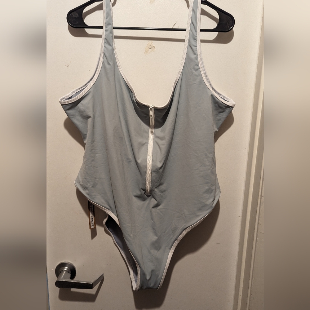 SKIMS Swim Scoop Neck One Piece